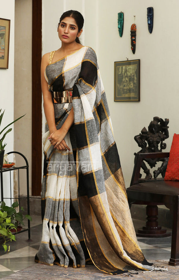 A Striking Linen Sraee in White & Black Checks with Zari Detailing