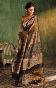Play of Gold & Silver In A Tissue Linen Saree