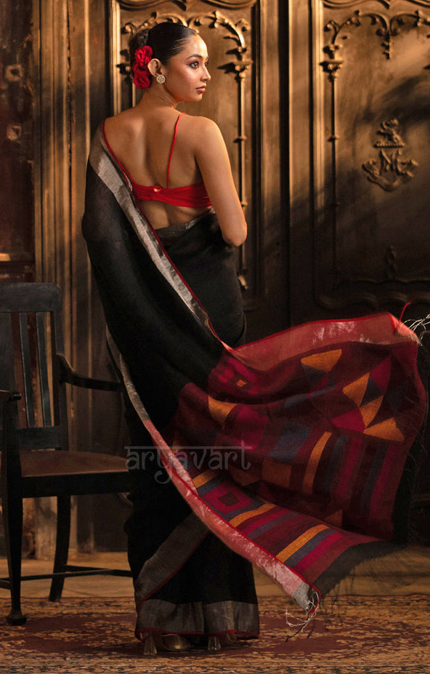 Black Linen Saree With Geometric Woven Jamdani Design on Pallu